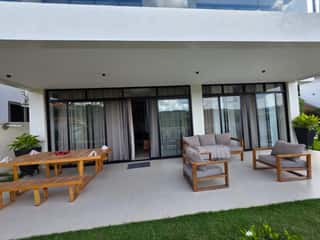 The veranda dining area